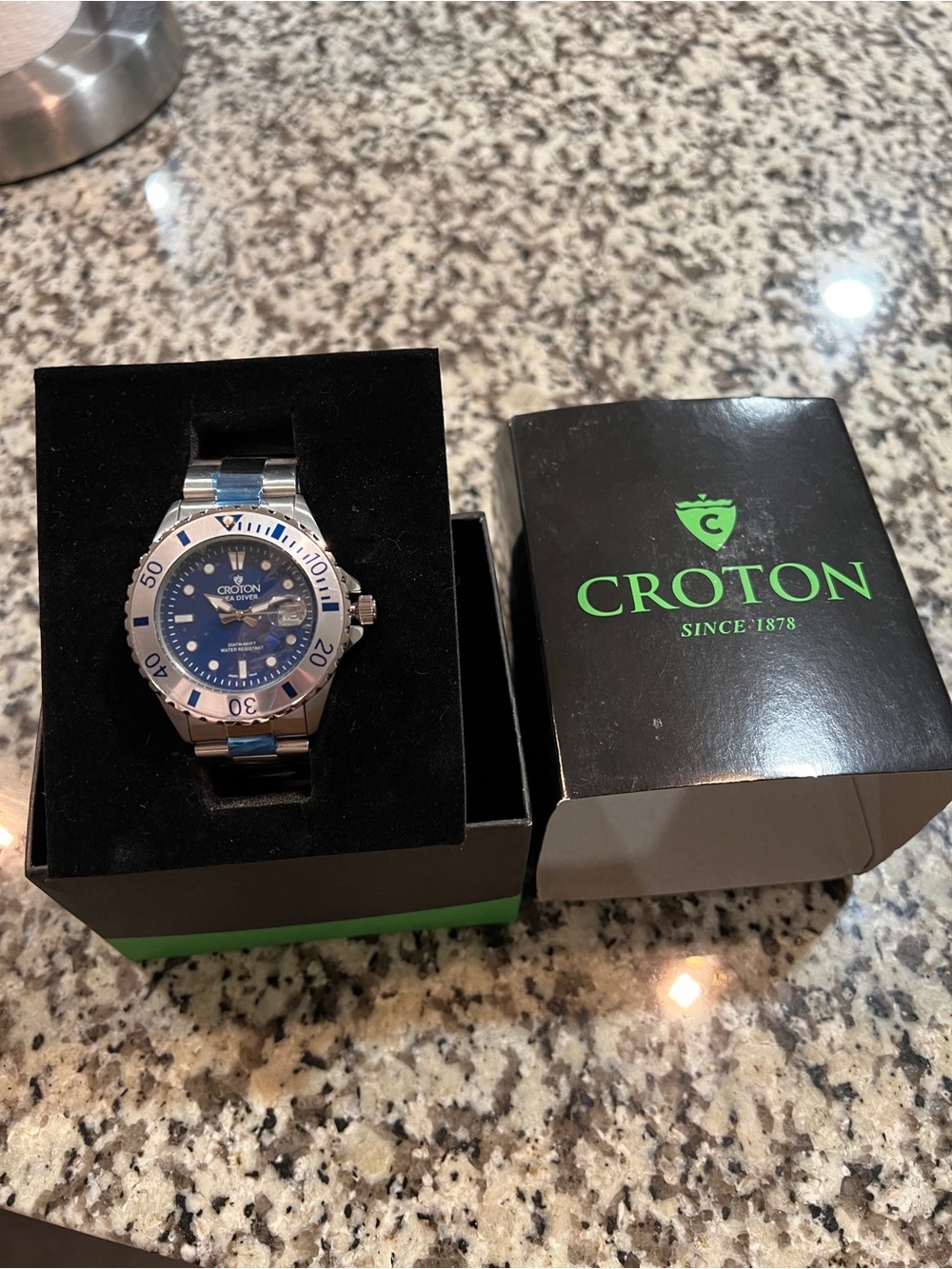 Croton Blue Dial Stainless Steel Men's Dive Watch